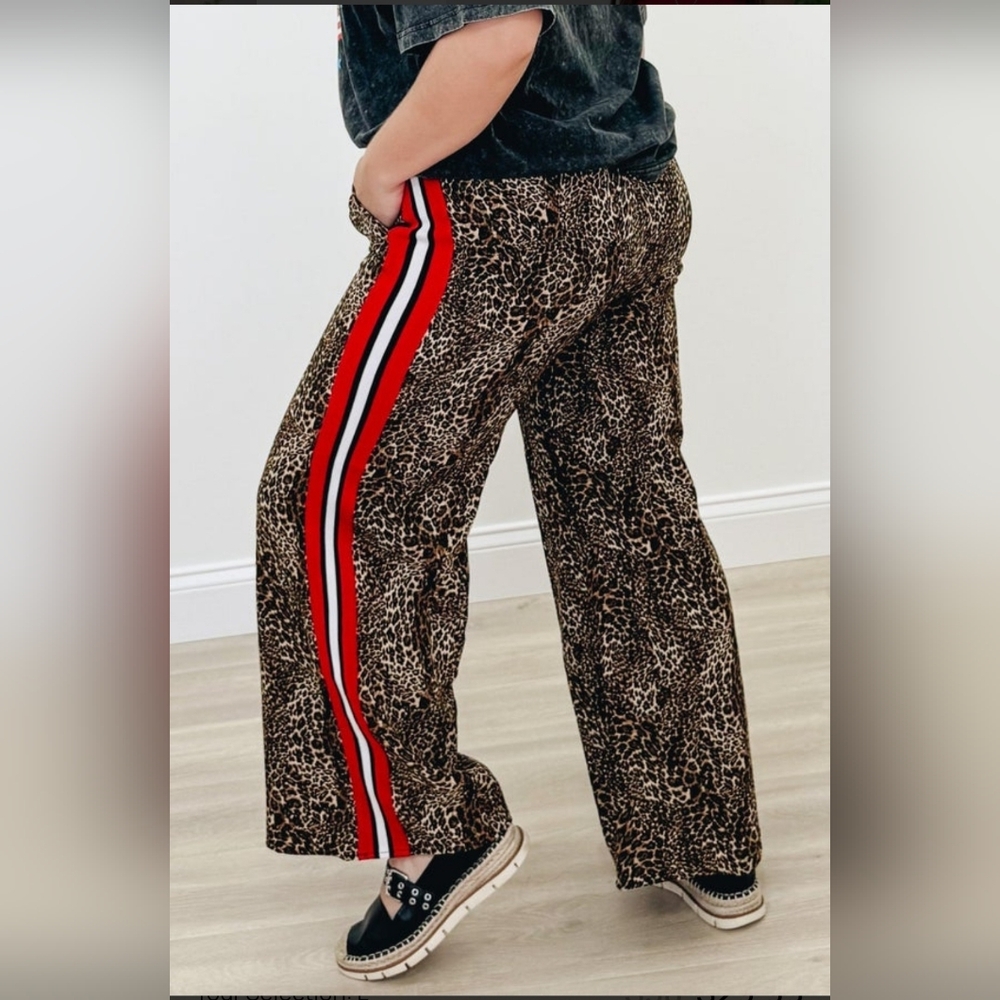 Boutique Leopard Print Wide Leg Pants with Red Accent, NWT - Picture 7 of 10